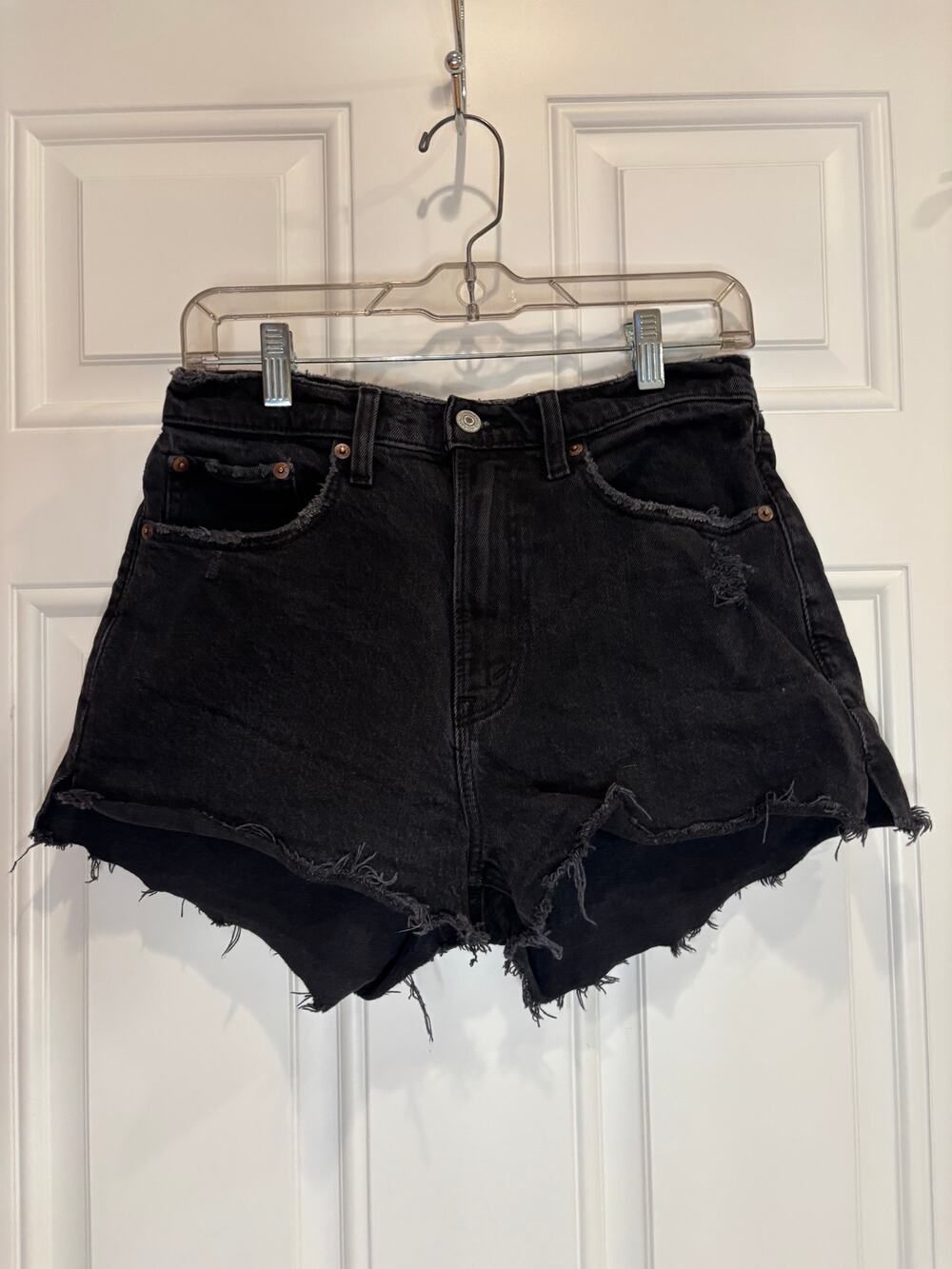 Abercrombie & Fitch Curve Love High Rise Mom Shorts – Black – Size 27
